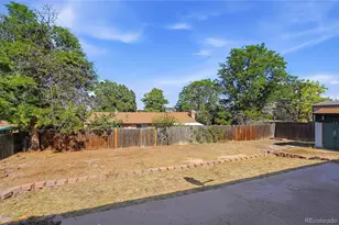 614 S Worchester St, Aurora, CO 80012 - Photo 29