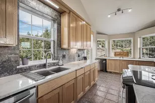 34155 Grouse Ln, Evergreen, CO 80439 - Photo 29