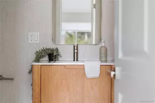 2901 Niagara St, Denver, CO 80207 - Photo 25