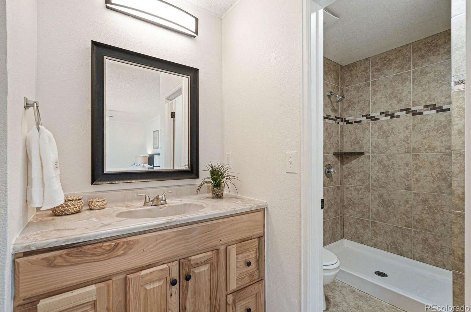 14857 Wesley Ave, Denver CO  80014-2540 exterior