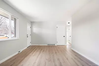 13637 E Nevada Avenue, Aurora, CO 80012 - Photo 9