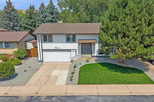 2088 S Coors Cir, Lakewood, CO 80228 - Photo 3