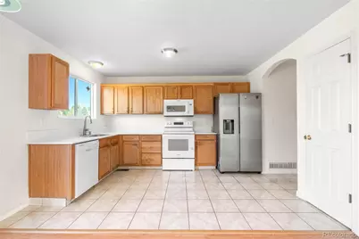 18897 E Linvale Place, Aurora, CO 80013 - Photo 13