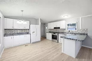 5435 Riverdale Ave, Denver, CO 80229 - Photo 9