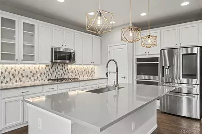 6687 W Jewell Place, Denver, CO 80227 - Photo 9