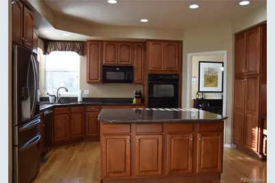 6368 S Walden Way, Aurora, CO 80016 - Photo 3