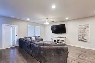 16191 E Bolling Dr, Denver, CO 80239 - Photo 5