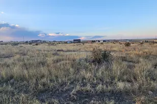 1977 E Gladstone Ln, Pueblo West, CO 81007 - Photo 1
