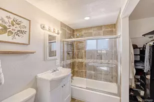 1070 Urban St, Lakewood, CO 80401 - Photo 15