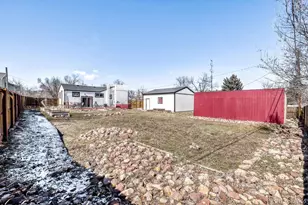1070 Urban St, Lakewood, CO 80401 - Photo 21