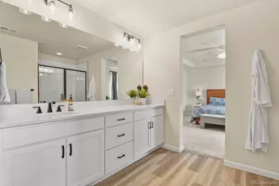 208 S Waterloo Street, Aurora, CO 80018 - Photo 21