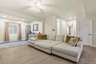 208 S Waterloo St, Aurora, CO 80018 - Photo 35