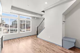 231 S Old Hammer Ct, Aurora, CO 80018 - Photo 11