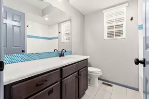 231 S Old Hammer Ct, Aurora, CO 80018 - Photo 27