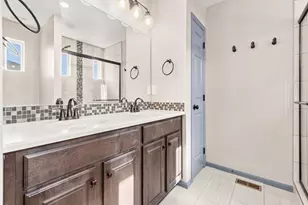 231 S Old Hammer Ct, Aurora, CO 80018 - Photo 21