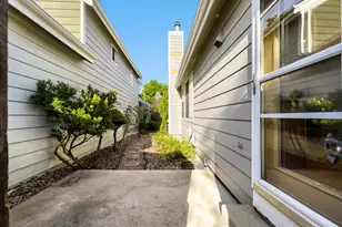 3147 S Ulster St, Denver, CO 80231 - Photo 25