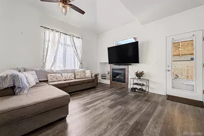 10152 Wyandott Circle N, Thornton, CO 80260 - Photo 7