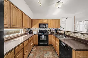 10152 Wyandott Cir N, Thornton, CO 80260 - Photo 11