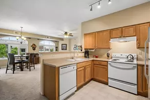 2894 W Riverwalk Cir, Littleton, CO 80123 - Photo 9