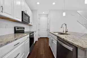 6050 N Netherland Ct, Aurora, CO 80019 - Photo 11