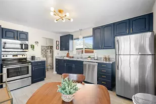 3653 Forest St, Denver, CO 80207 - Photo 11