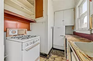 2140 N Franklin St, Denver, CO 80205 - Photo 13