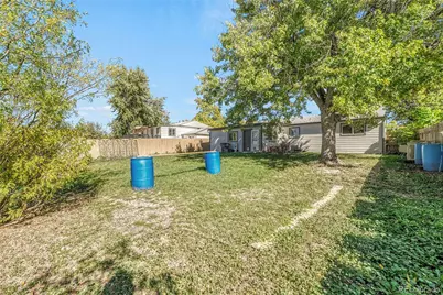 841 S Oakland Street, Aurora, CO 80012 - Photo 21