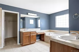 10919 Bellbrook Cir, Littleton, CO 80130 - Photo 19