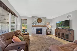 5682 S Flat Rock Way, Aurora, CO 80016 - Photo 7