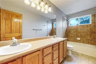 5904 S Ukraine St, Aurora, CO 80015 - Photo 27