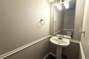 4839 Liverpool St, Denver, CO 80249 - Photo 9