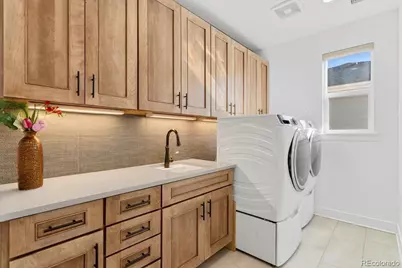 6742 S Waterloo Court, Aurora, CO 80016 - Photo 33