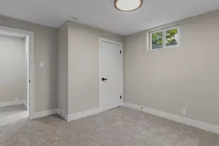 7296 Avrum Dr, Denver, CO 80221 - Photo 31
