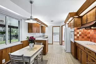385 Oakland St, Aurora, CO 80010 - Photo 13