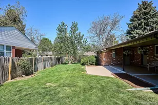 385 Oakland St, Aurora, CO 80010 - Photo 39