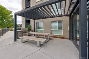 8475 E 36th Ave, Denver, CO 80238 - Photo 9