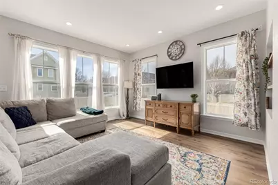 10834 Belle Creek Boulevard, Commerce City, CO 80640 - Photo 13