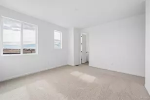 24121 E 30th Pl, Aurora, CO 80019 - Photo 17