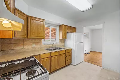 10488 Lafayette Street, Northglenn, CO 80233 - Photo 11