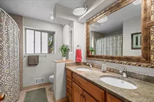 40 Skyline Dr, Wheat Ridge, CO 80215 - Photo 21