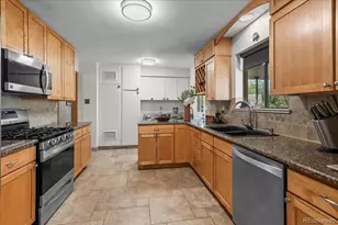 40 Skyline Dr, Wheat Ridge, CO 80215 - Photo 13