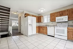 17693 E Loyola Dr, Aurora, CO 80013 - Photo 11
