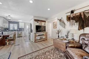 890 Nome St, Aurora, CO 80010 - Photo 5