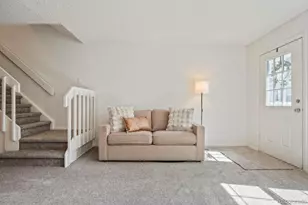 12063 E Hoye Dr, Aurora, CO 80012 - Photo 5