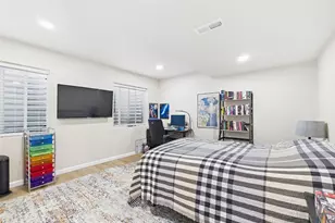 24339 E Kansas Cir, Aurora, CO 80018 - Photo 35