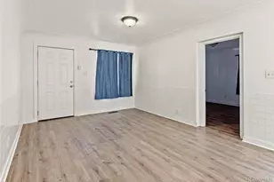 1981 Alton St, Aurora, CO 80010 - Photo 15