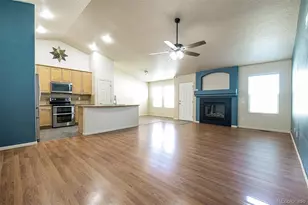 1137 S Coolidge Cir, Aurora, CO 80018 - Photo 3