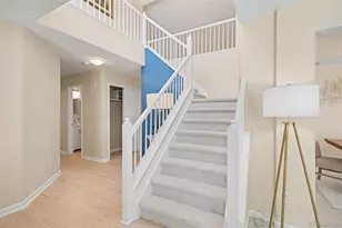 9467 Cherryvale Ln, Highlands Ranch, CO 80126 - Photo 5