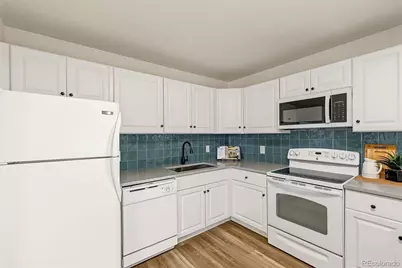 12265 E 55th Avenue, Denver, CO 80239 - Photo 3