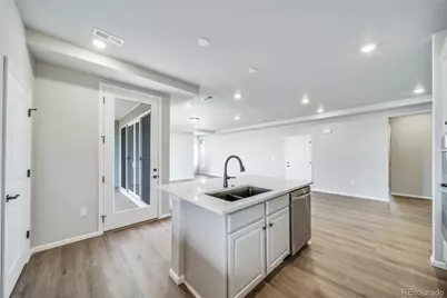 5174 N Quatar Street, Aurora, CO 80019 - Photo 7